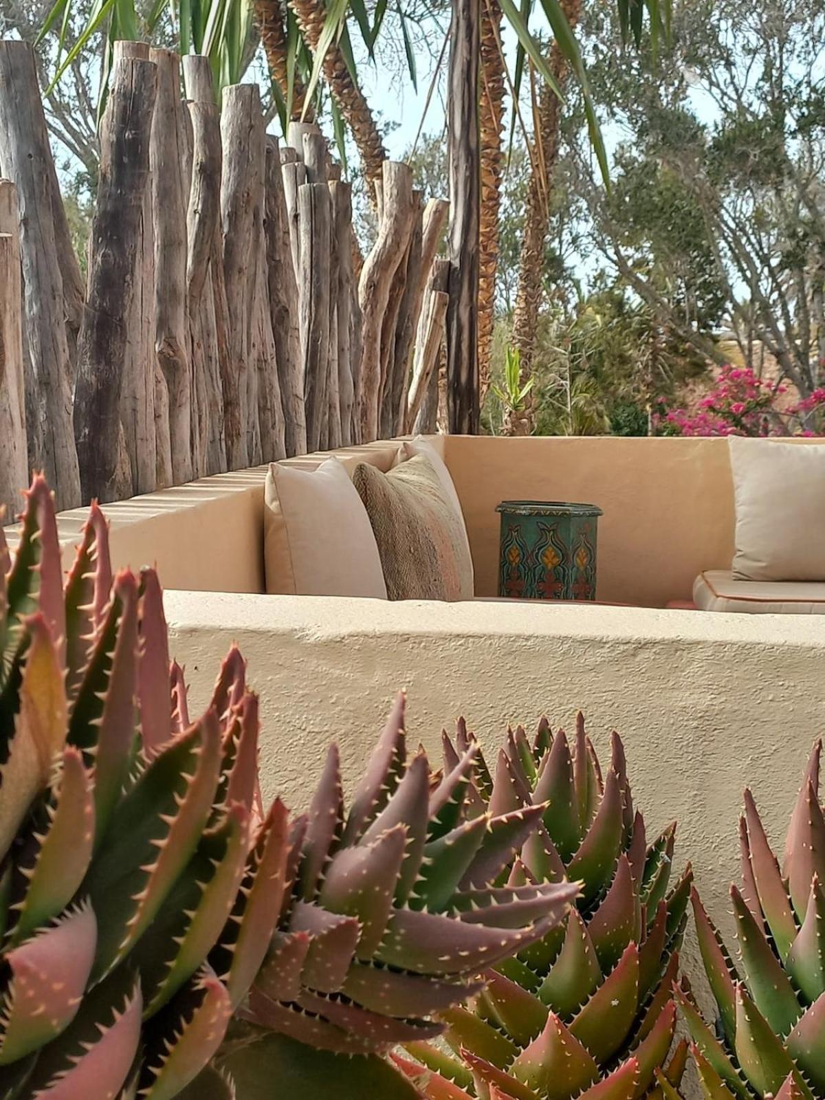 Hotel Les Jardins De Silona, Piscine Chauffee As-Sawíra Exteriér fotografie